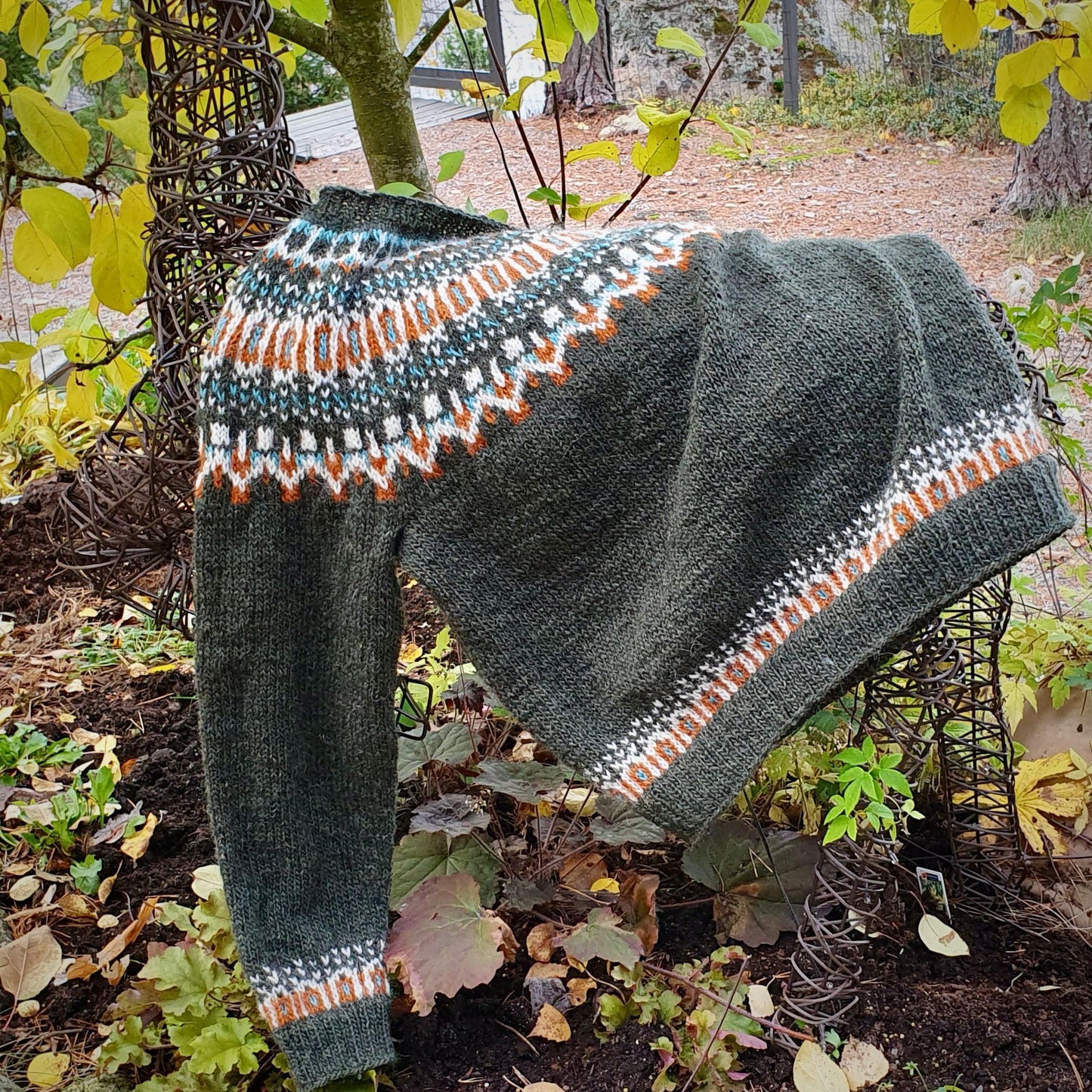Riisitunturi - Knitted Sweater Pattern