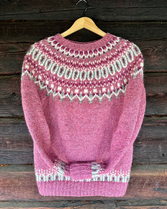 Riisitunturi - Knitted Sweater Pattern