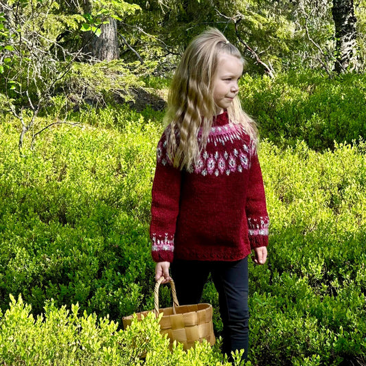 Linlo Junior - Knitted Sweater Pattern