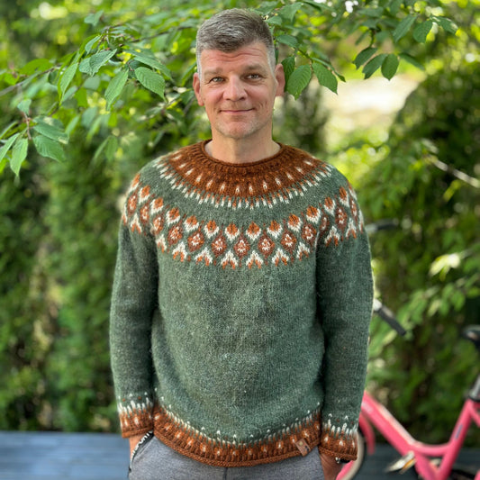 Linlo Light - Knitted Sweater Pattern