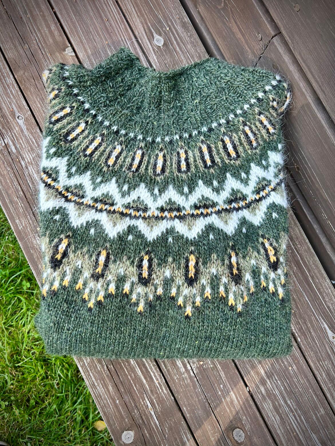 Meiko - Knitted Sweater Pattern