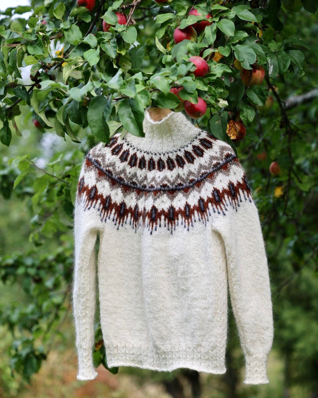 Meiko - Knitted Sweater Pattern