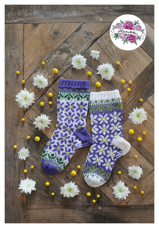 Kukkalehto - Knitted Sock Pattern