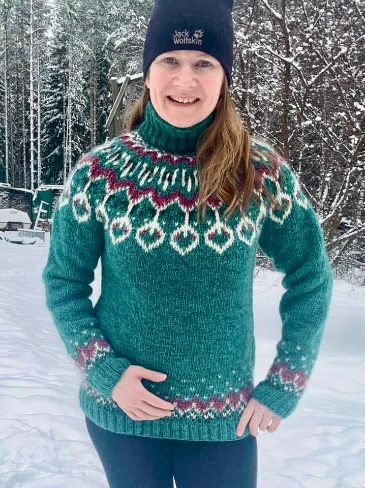Halti Light- Knitted Sweater Pattern