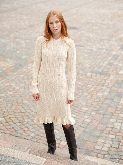 Nordic Chic: Knitting a Modern Wardrobe