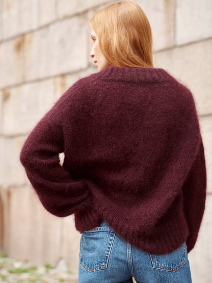 Nordic Chic: Knitting a Modern Wardrobe