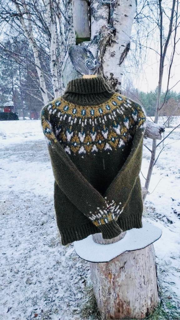 Linlo - Knitted Sweater Pattern