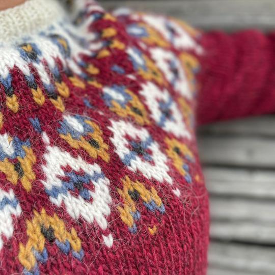 Linlo - Knitted Sweater Pattern