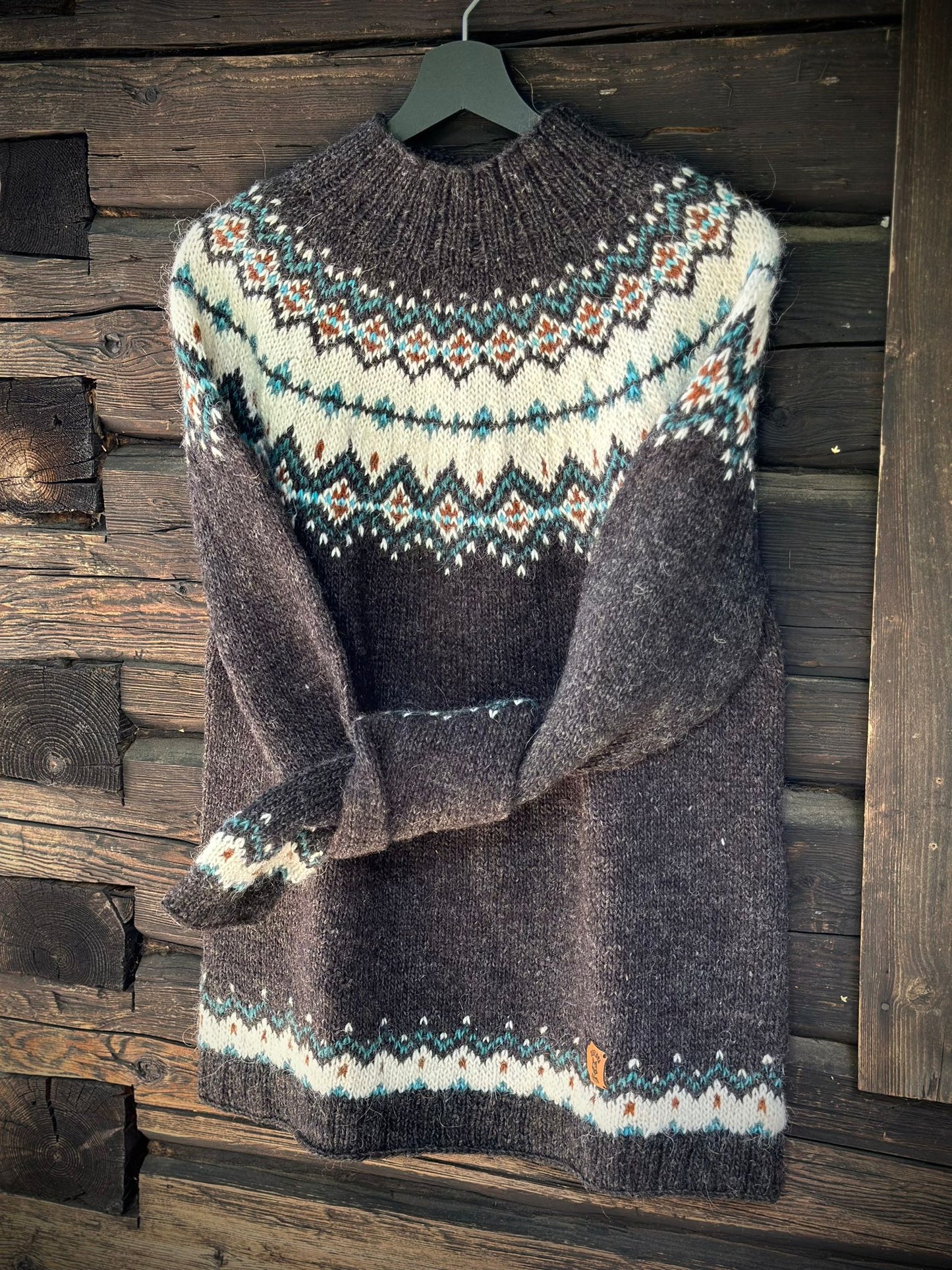 Sipoonkorpi - Knitted Sweater Pattern