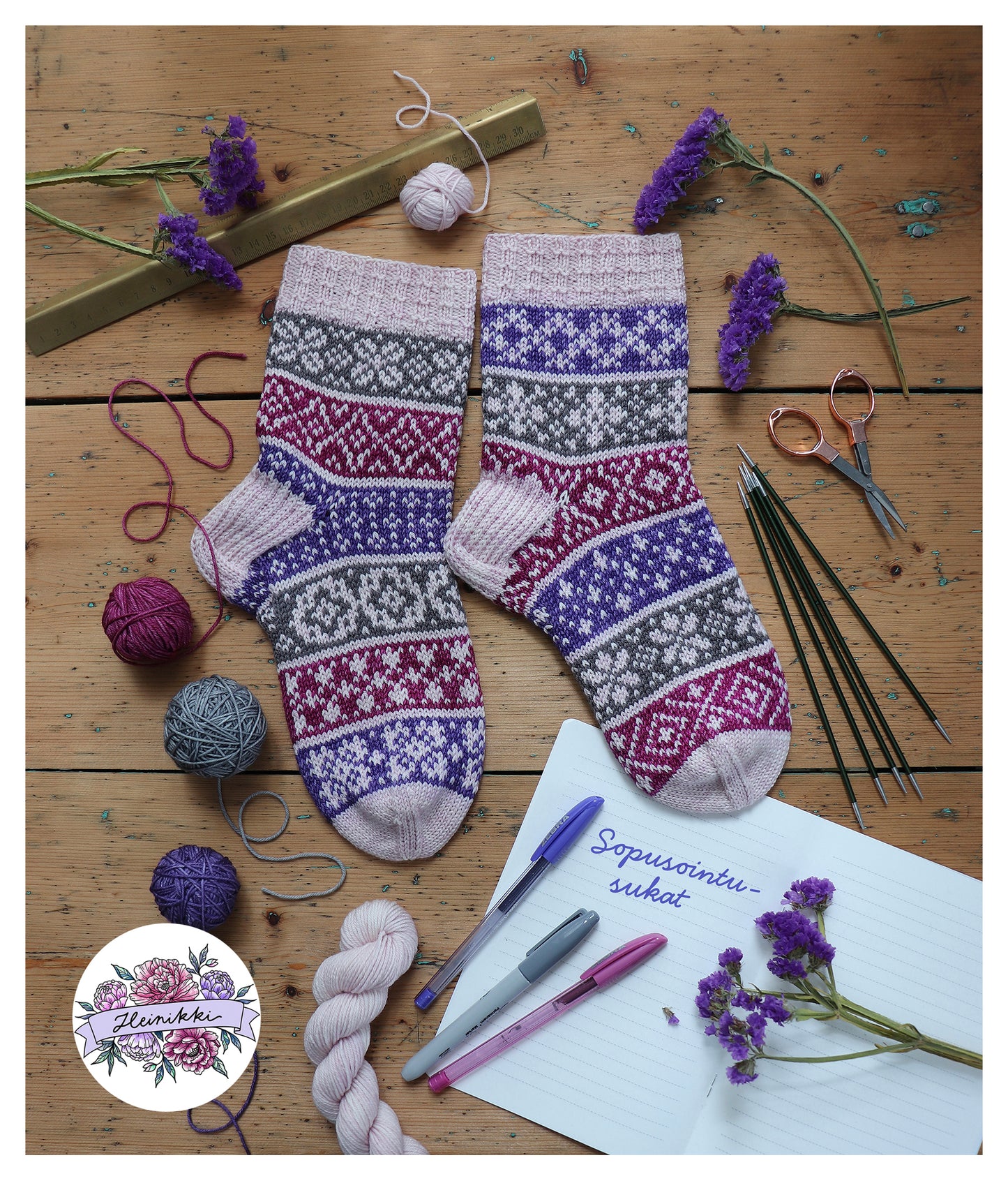 Sopusointu - Knitted Sock Pattern
